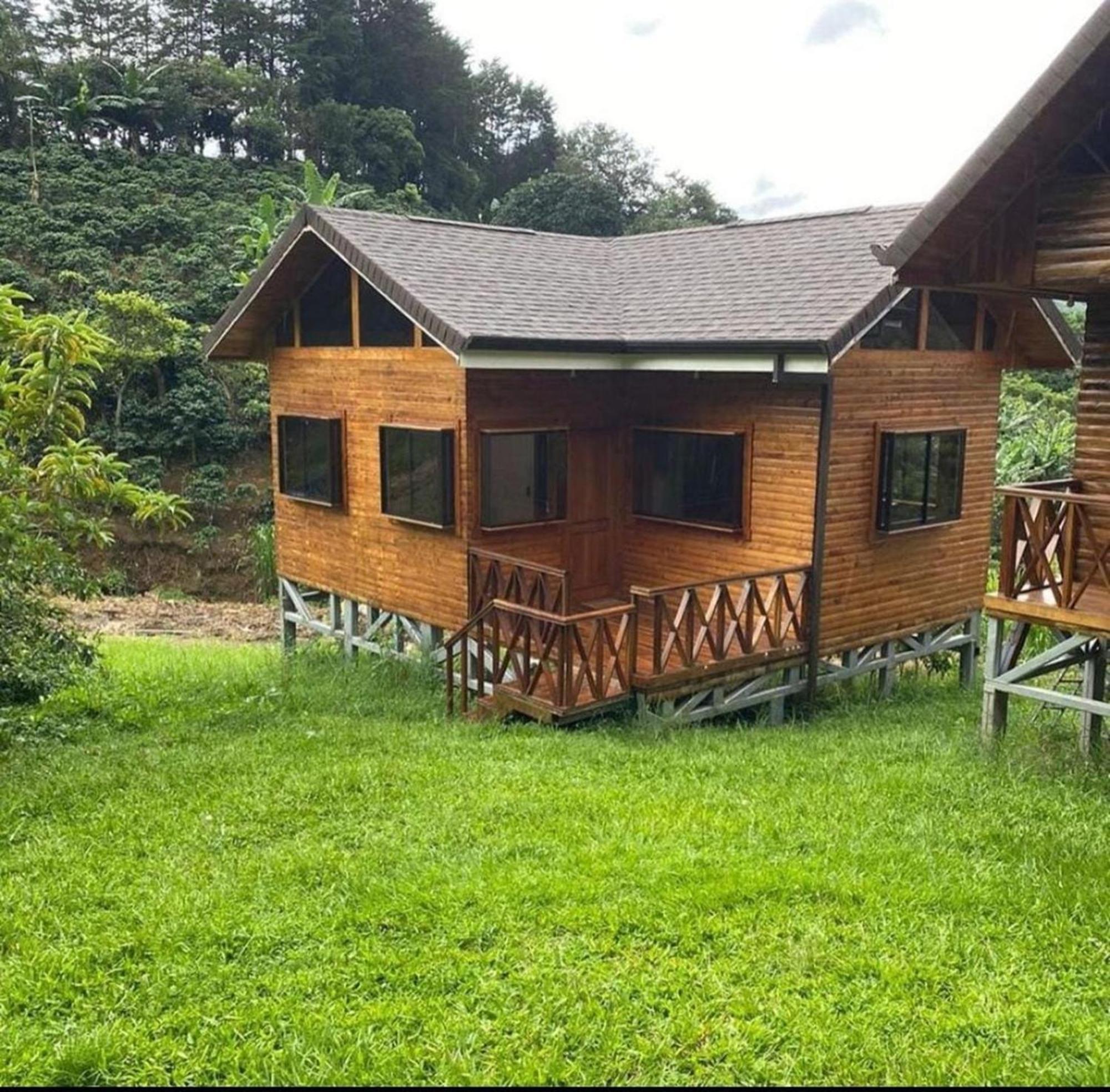 Cabanas La Laguna Картаго Екстериор снимка