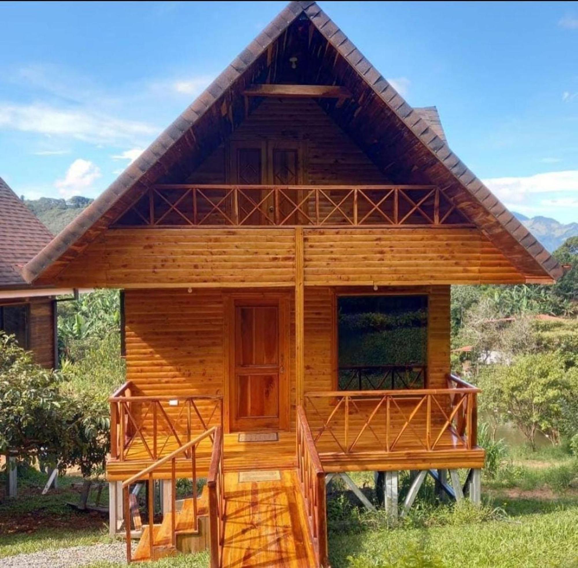 Cabanas La Laguna Картаго Екстериор снимка